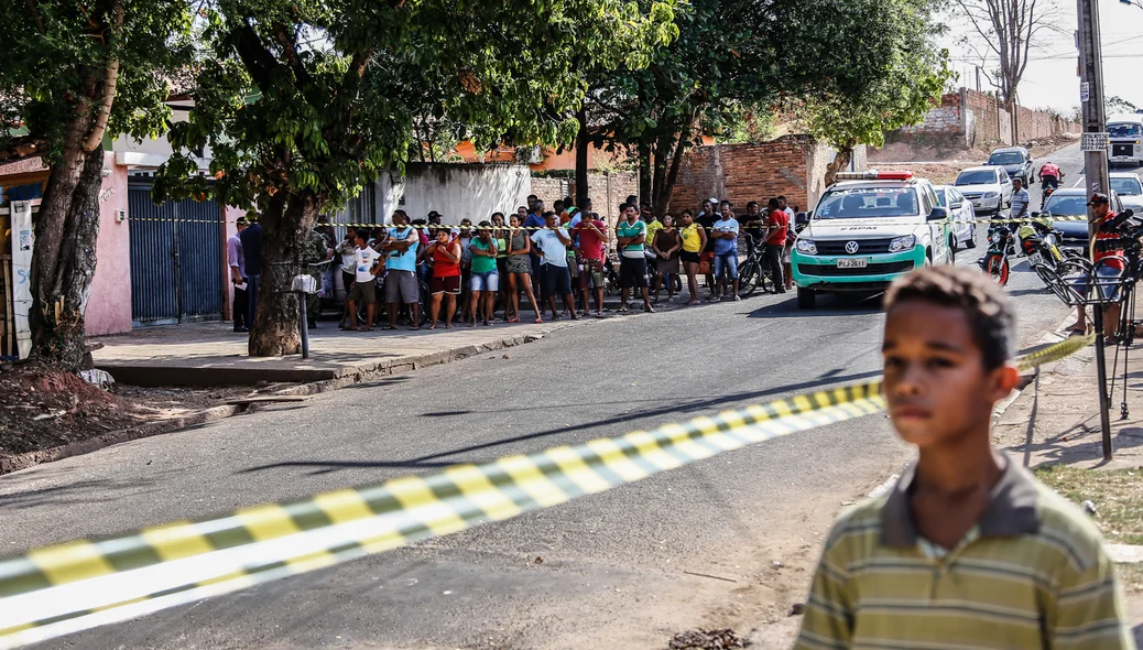 Duas pessoas são assassinadas 
