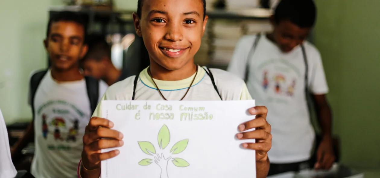 Artistas do centro de apoio a criança e ao adolescente 