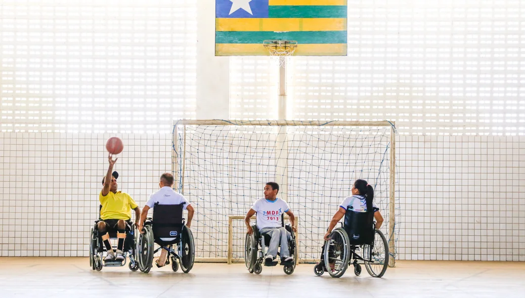 Basquete é uma das atividades esportivas do Ceir