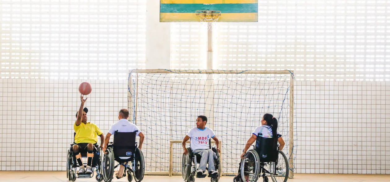 Basquete é uma das atividades esportivas do Ceir