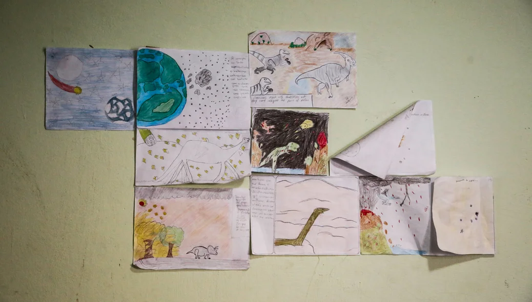 Desenhos feitos pelos aluno do centro de apoio a criança e ao adolescente Dr Onesima 