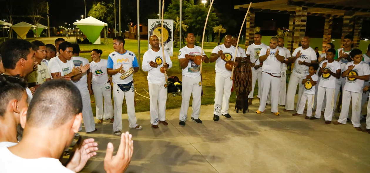 Mestres do Grupo Axé Capoeira 