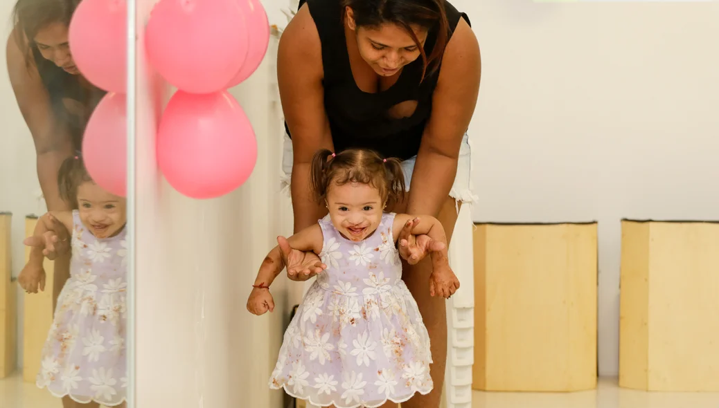 Pisiane e a filha Nicole Sofia