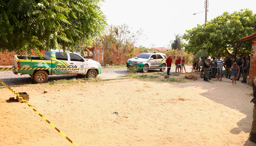 Polícia isolou o local do homicídio na zona norte da capital 