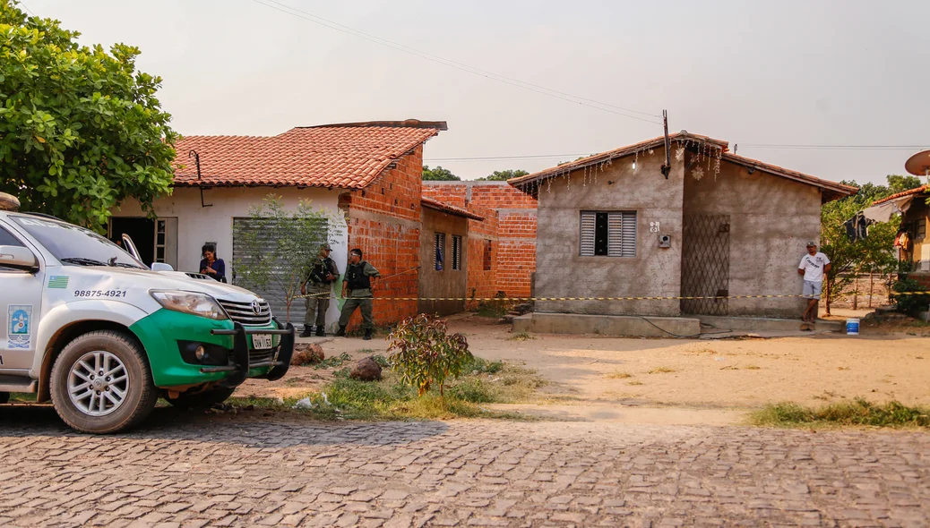 Polícia Militar isolou o local do homicídio 