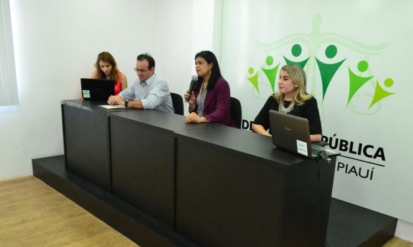 Defensora Pública Geral, Hildeth Evangelista, abriu o Encontro