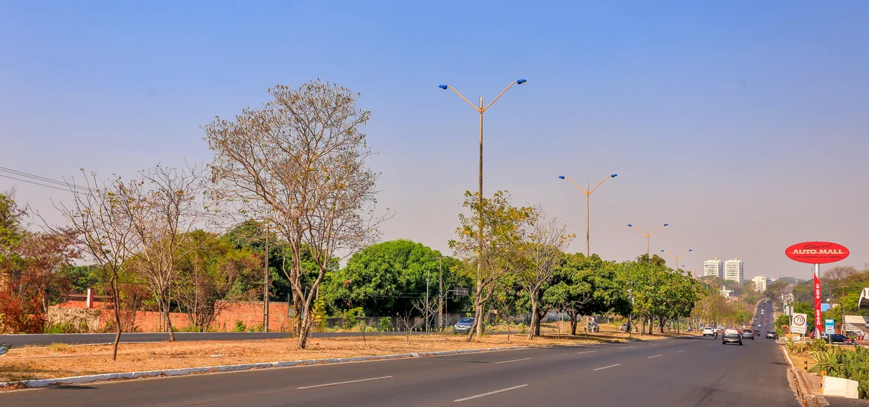 Nuvem de fumaça no céu de Teresina  
