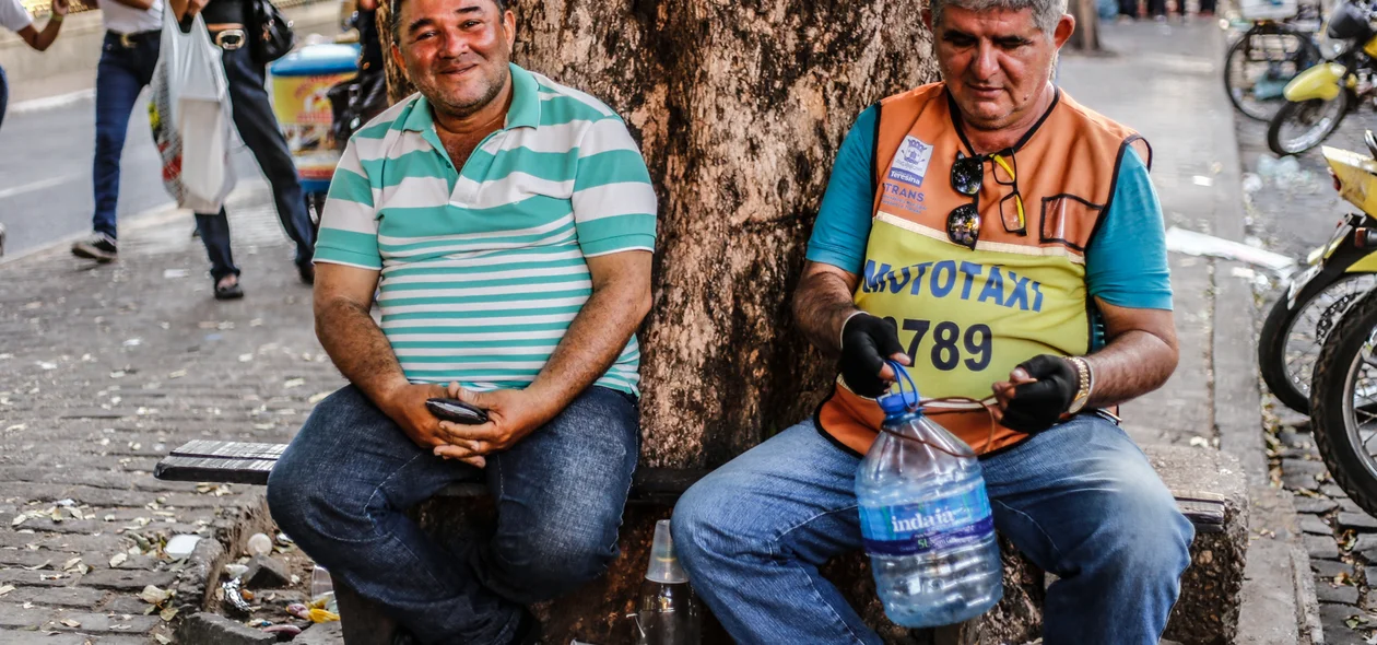 Luís mototaxista do centro da cidade 