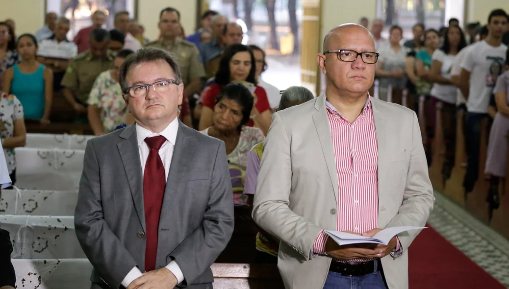 Merlong e franzé participaram da missa