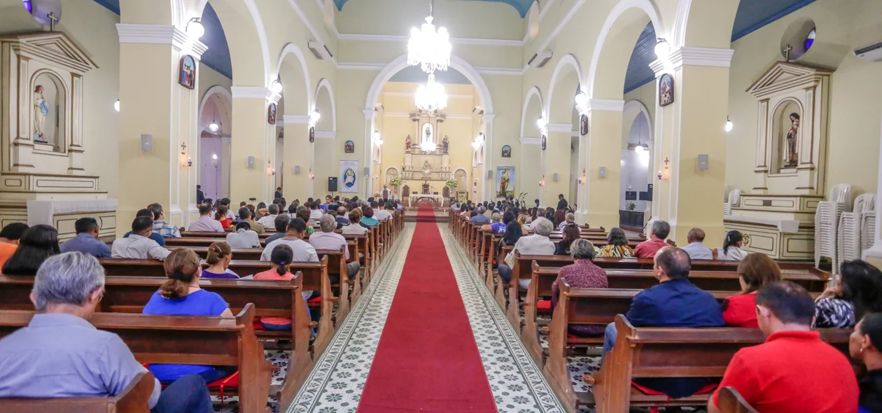 Missa em homenagem ao aniversário de 194 anos do Piauí