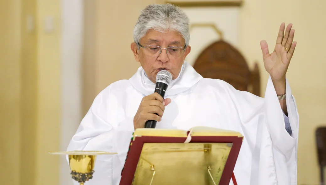 Padre Tony Batista