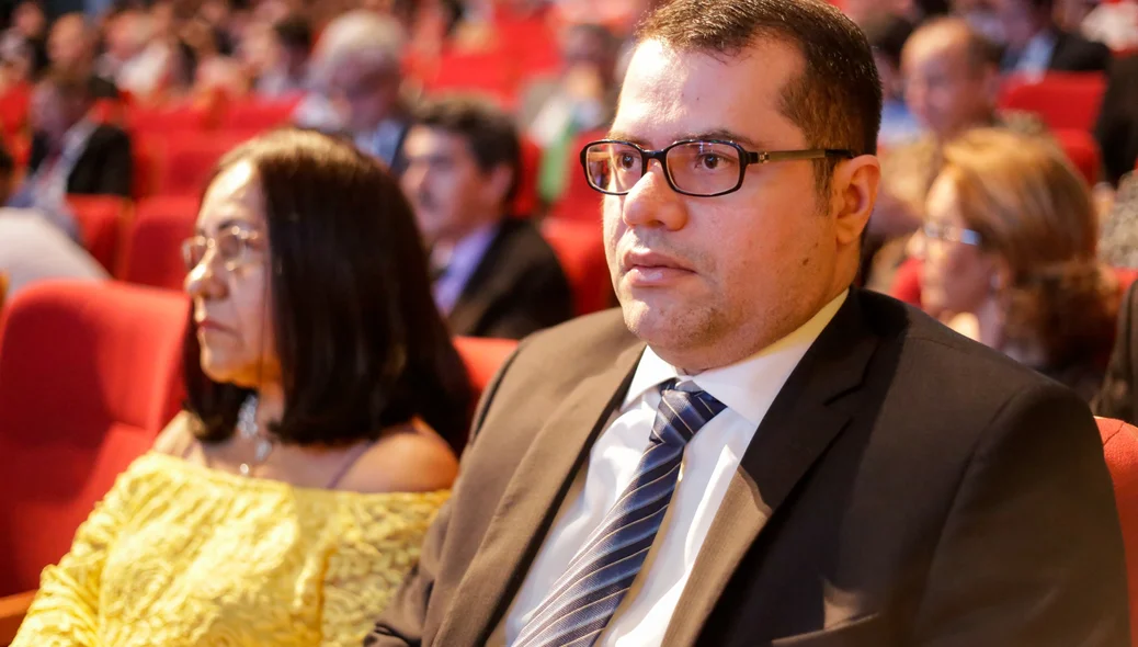 Procurador Plínio Valente