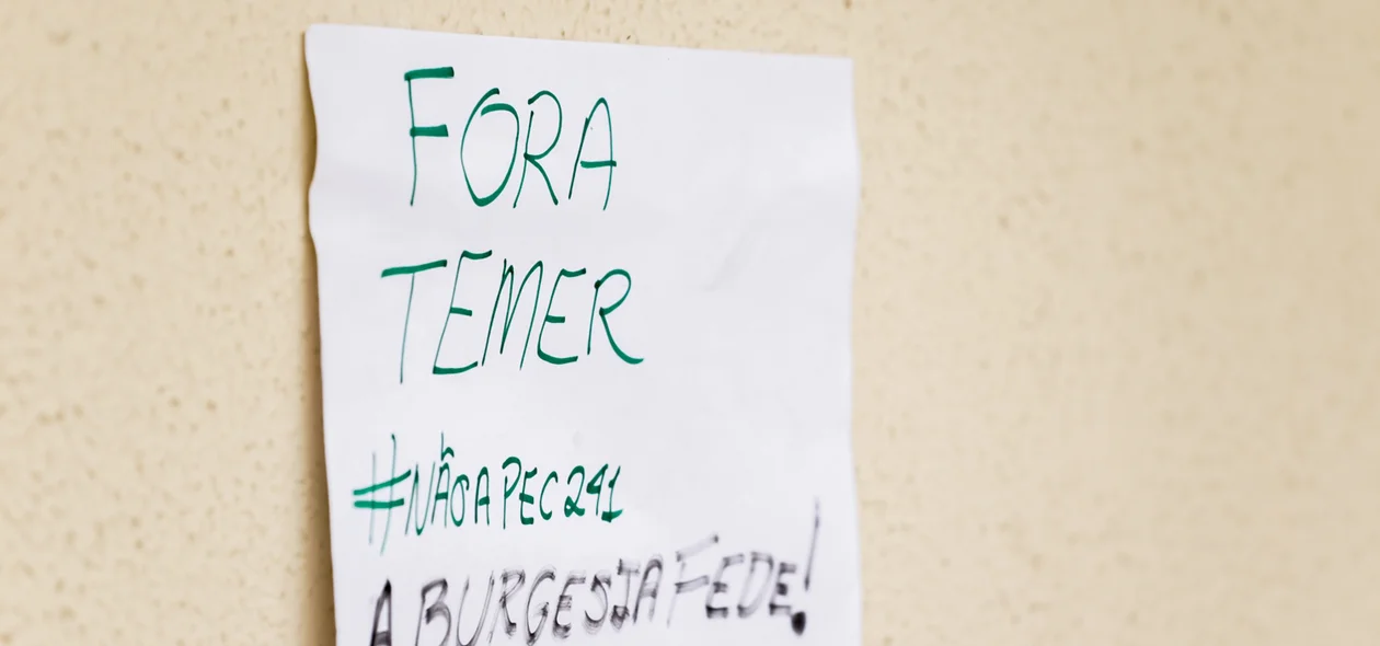 Cartaz de Fora Temer