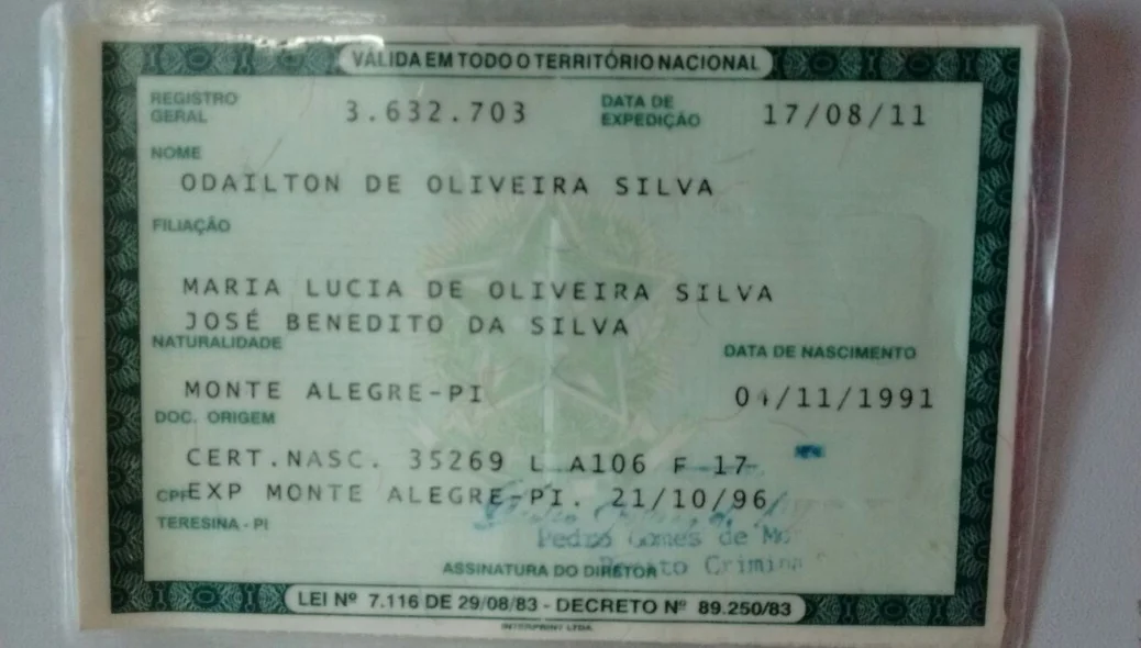 Identidade do Odailton de Oliveira