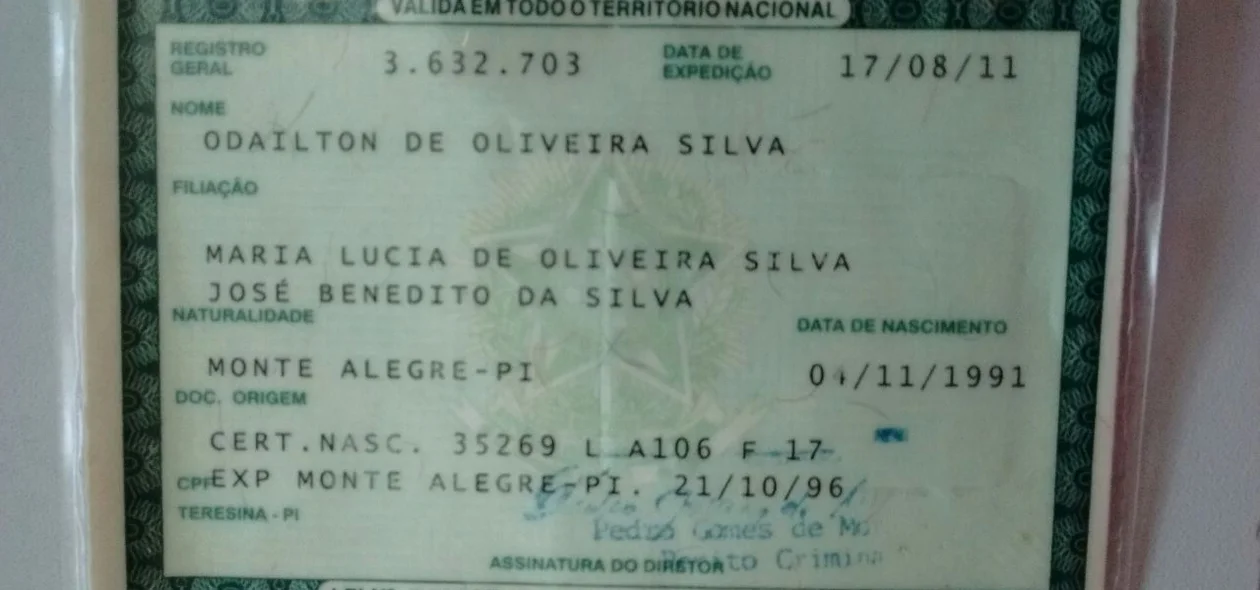 Identidade do Odailton de Oliveira