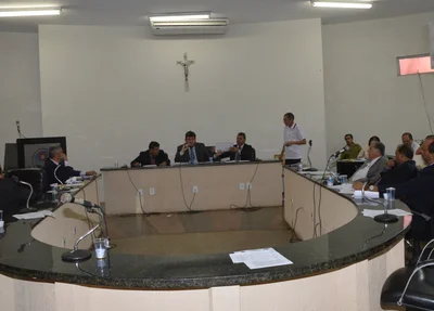 Câmara aprova orçamento de Picos para 2017