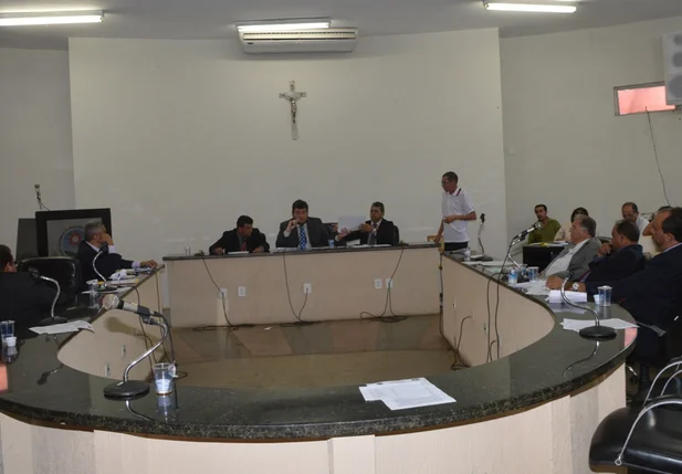 Câmara aprova orçamento de Picos para 2017