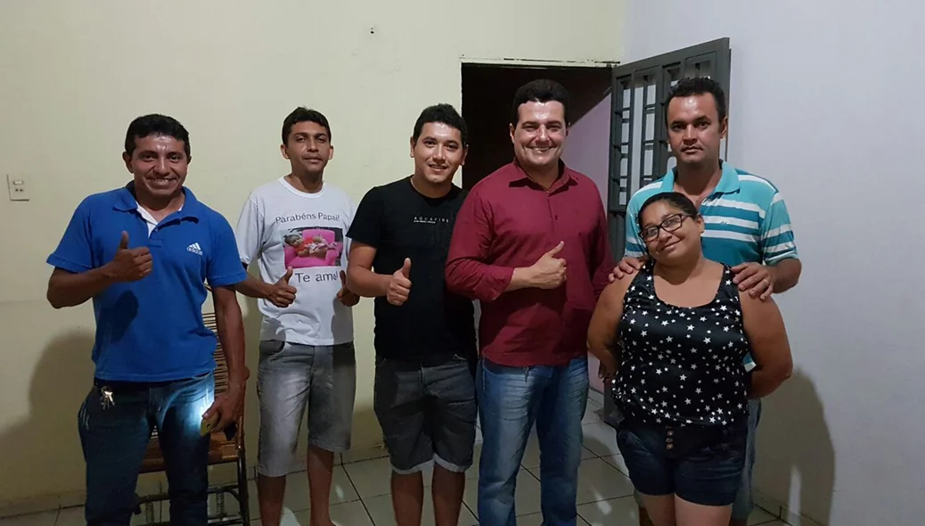 Gustavo Henrique visita eleitores da capital teresinense