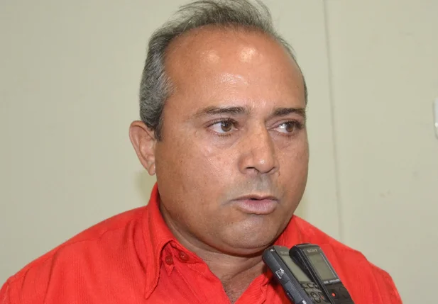 Zacarias Teixeira retorna ao cargo de Ouvidor Geral do Município de Picos