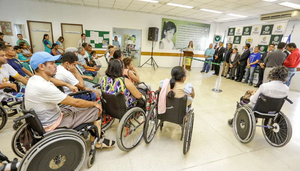 A reunião aconteceu no CEIR