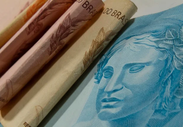 Dívida pública chega a R$ 3,04 trilhões