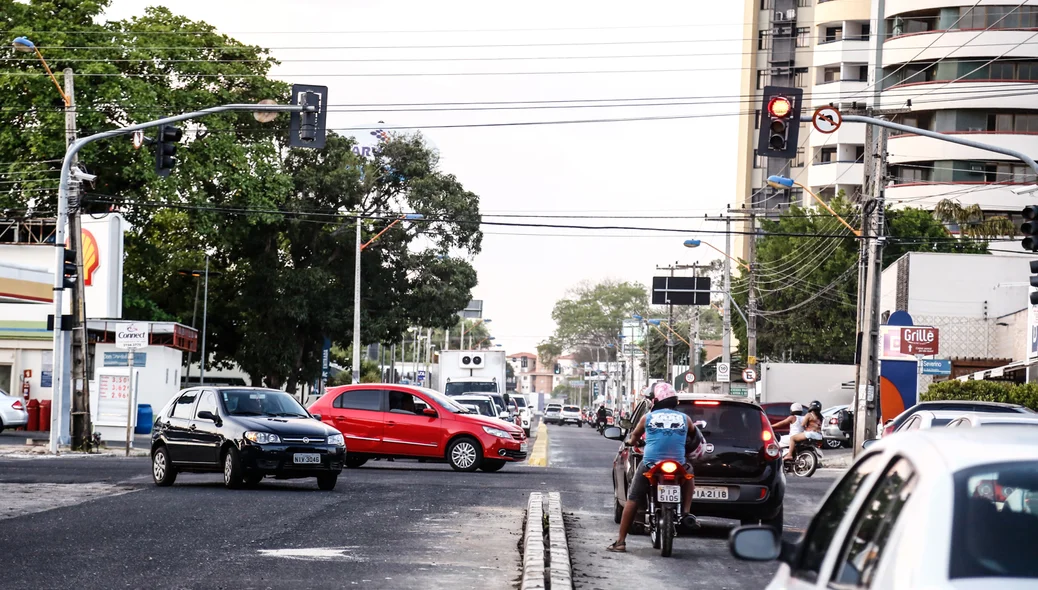 Strans faz intervenção na avenida Homero Castelo Branco