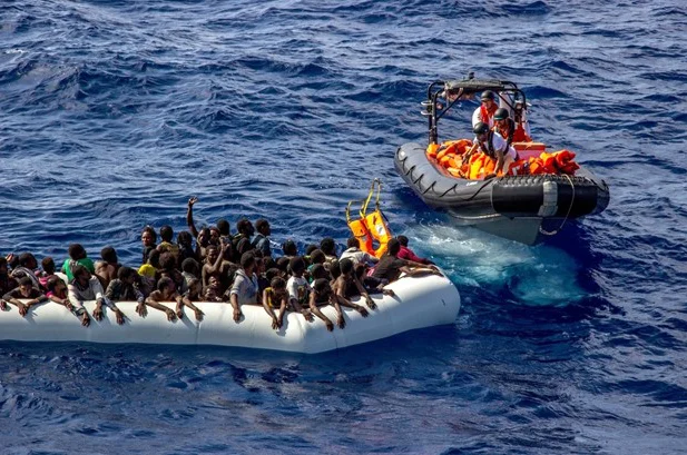 Imigrantes são achados mortos no Mediterrâneo
