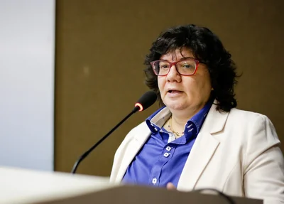 Lucile Moura