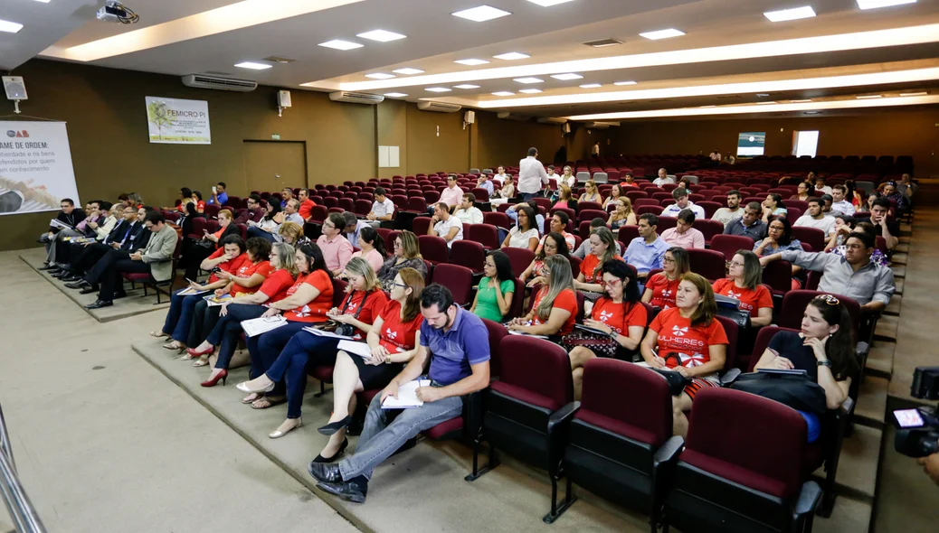 Microempresários participaram da solenidade
