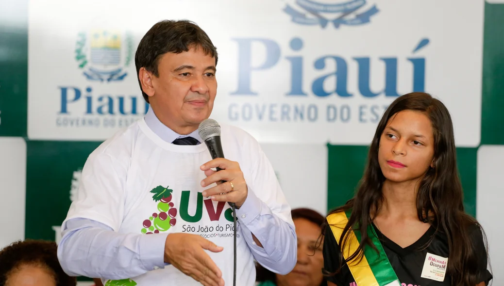 Governador Wellington e Andreia Sousa no Lançamento do Festival da Uva no Palácio de Karnak.