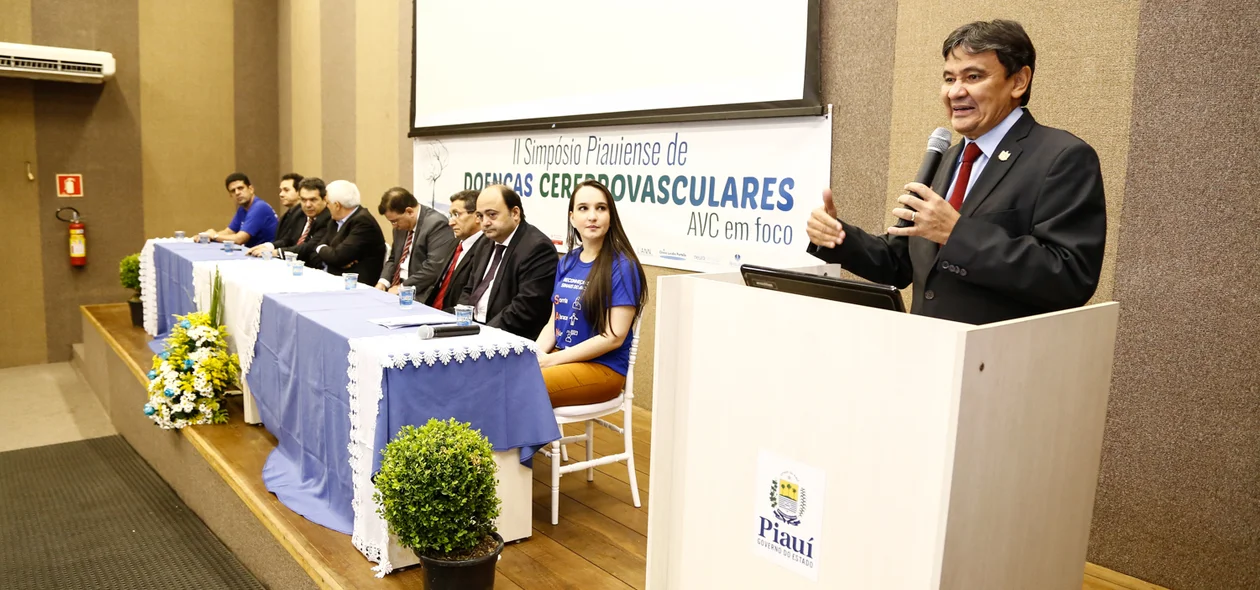 O governador chamou destacou os perigos do AVC e ressaltou a importância do evento para todo o Estado