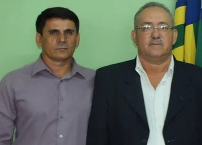 José Airton Cipriano (a esquerda), ao lado do prefeito licenciado, Nivardo Silvino.