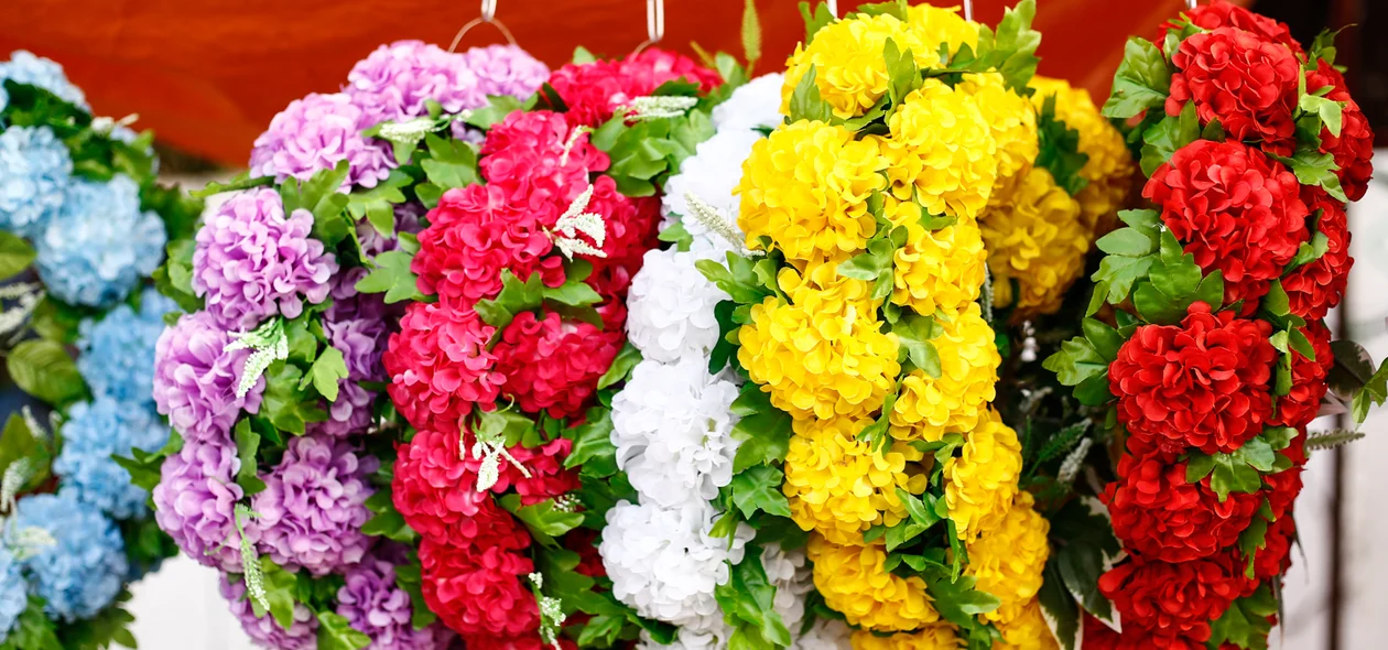 Coroas de Flores Para Túmulos 