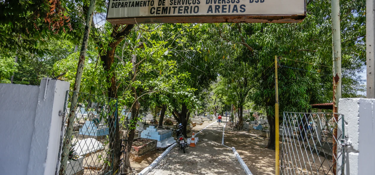 Entrada do cemitério 