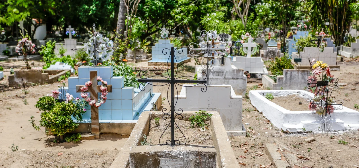 Sepulturas do cemitério das areias