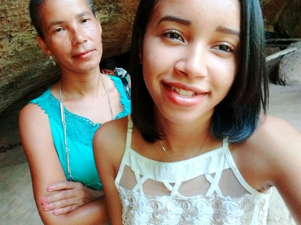 Taís Soares e Deuzenira Ferreira