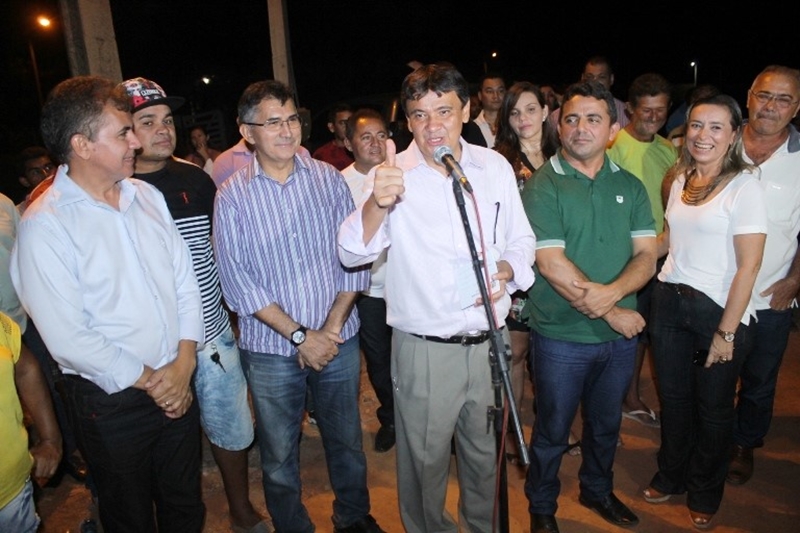 Governador inaugura obras na região de Campo Maior 