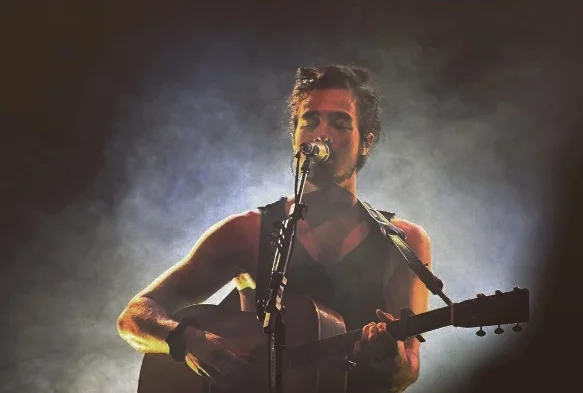 Cantor Tiago Iorc