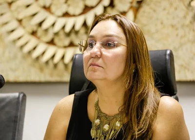 Flora Isabel