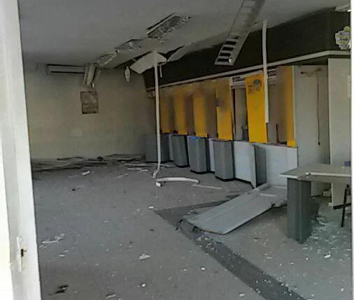 Agência do Banco do Brasil de Altos destruída
