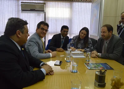 Ciro Nogueira durante reunião com a presidente da Codevasf