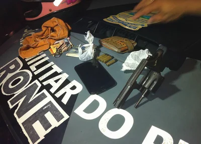 Material apreendido pela polícia
