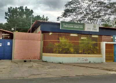 Estudantes ocupam CEEP Professor Edgar Tito