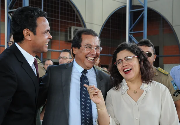 Prefeitos Gil Carlos, Jonas Moura, Patrícia Leal  