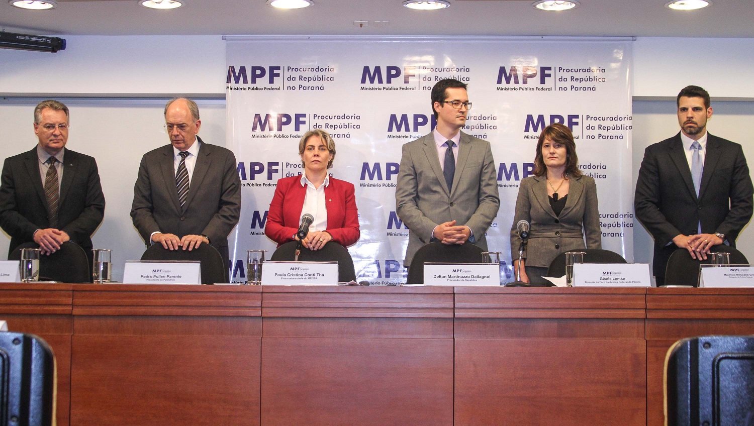 Representantes do MP, da Justiça Federal e Receita Federal