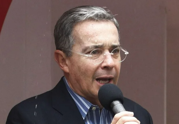 Ex-presidente colombiano Álvaro Uribe