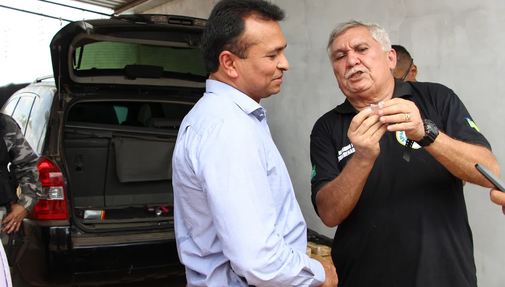 Secretário de Segurança, Fábio Abreu e delegado Menandro Pedro