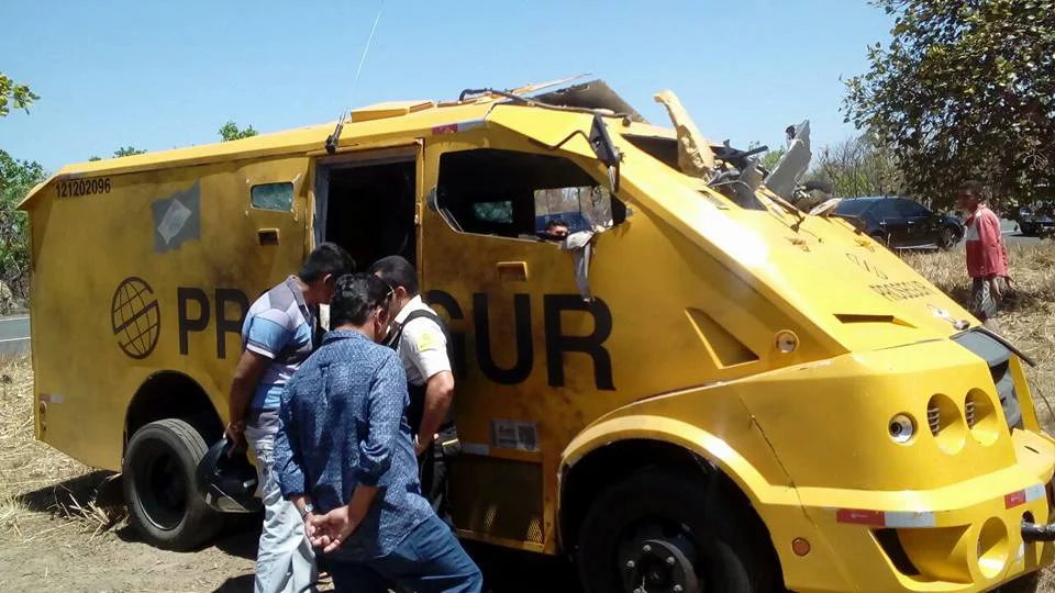 Carro-forte é explodido por bandidos no Piauí
