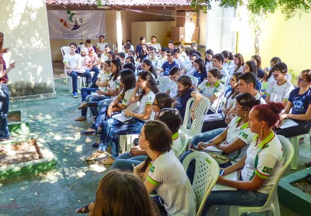 Alunos aprenderam sobre o funcionamento do órgão