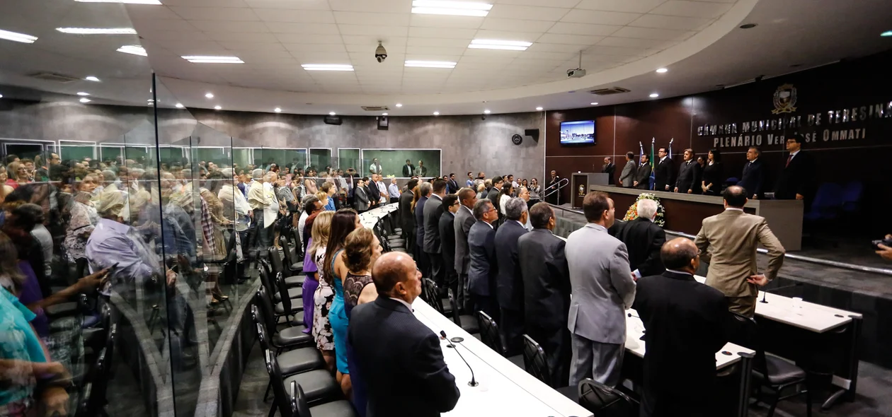 Câmara entrega Medalha do Mérito Legislativo